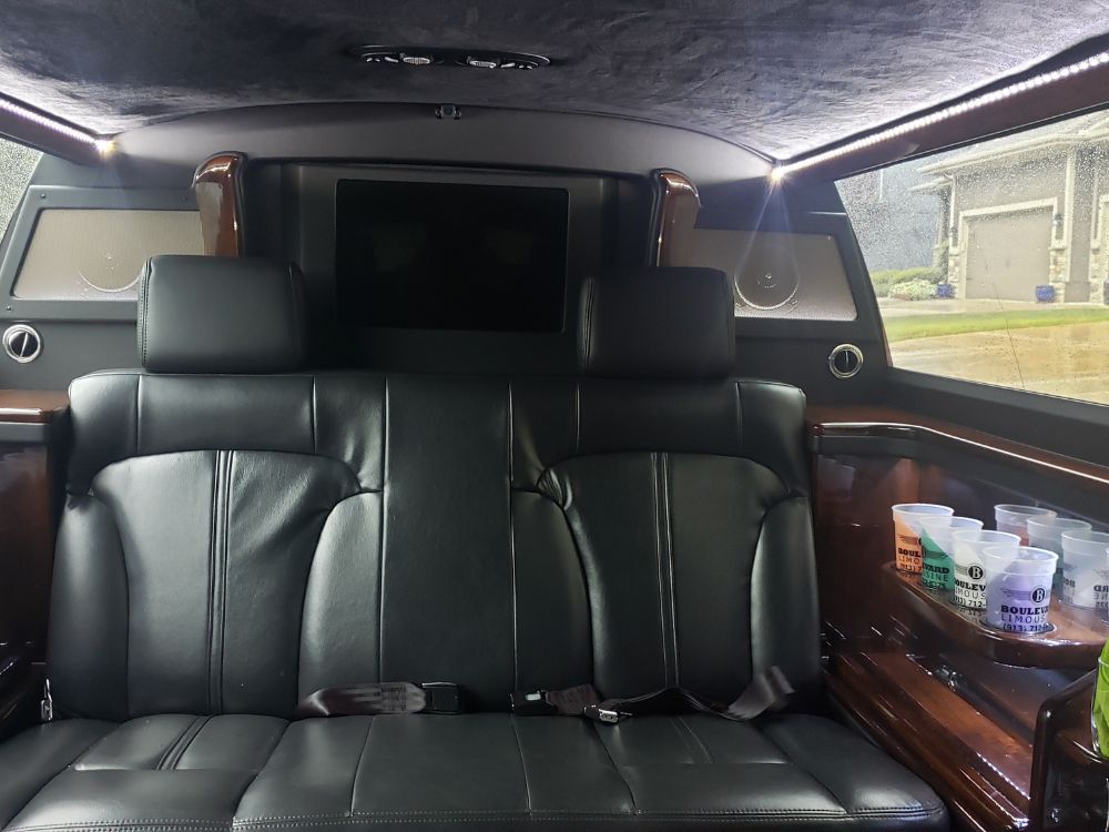 Photo of front bench inside Lincoln MKT Limousine